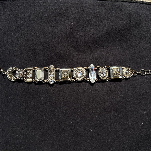 FIREFLY. VERY RARE exquisite Clear-Necklace, Bracelet & matching Earrings set. - Picture 9 of 15